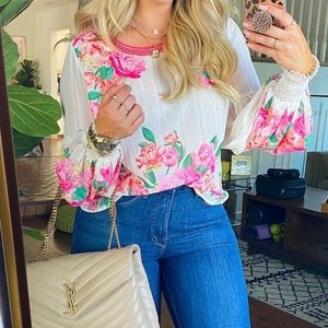 Vici Floral blouse